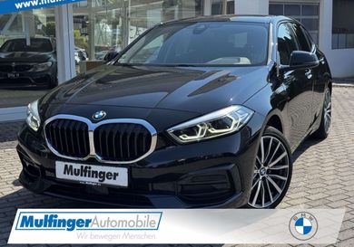 BMW 120, 2022