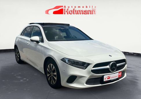 Mercedes-Benz A 200, 2022