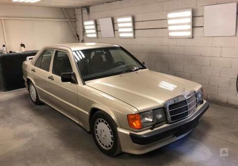 Mercedes-Benz 190, 1989