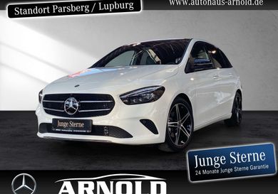 Mercedes-Benz B 200, 2022