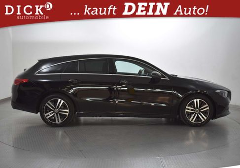 Mercedes-Benz CLA 200, 2022