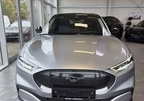 Ford Mustang Mach-E, 2022