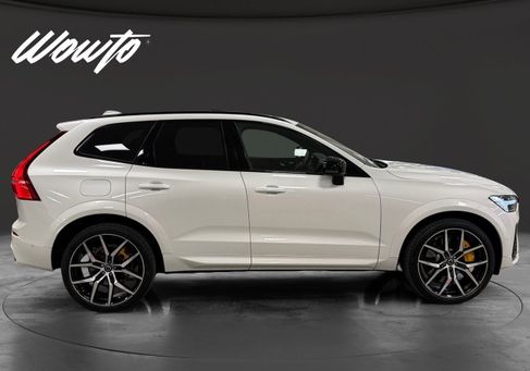Volvo XC60, 2025