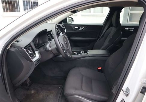 Volvo V60, 2021
