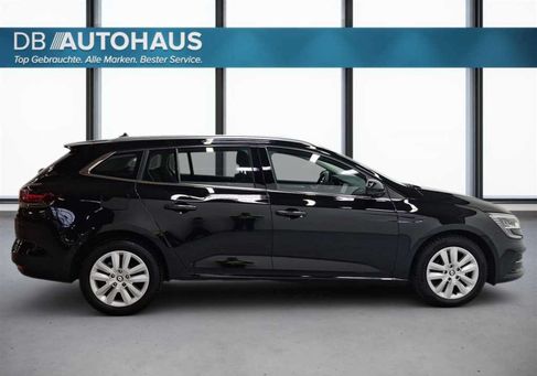 Renault Megane, 2022