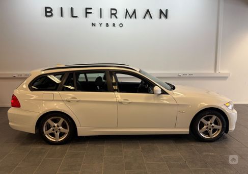 BMW 320, 2012