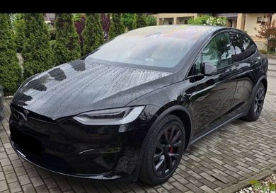 Tesla Model X, 2022