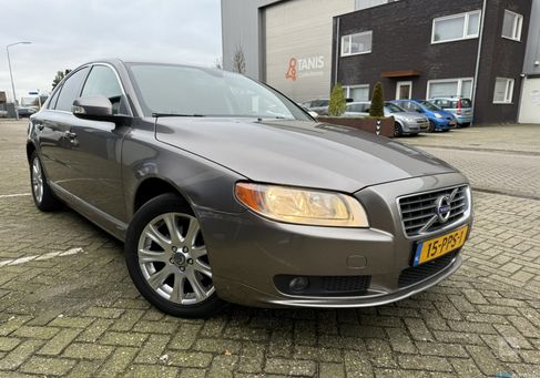 Volvo S80, 2011