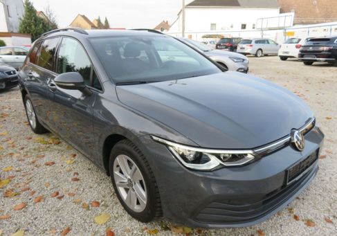 Volkswagen Golf, 2022