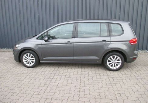 Volkswagen Touran, 2018 3
