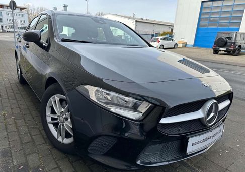 Mercedes-Benz A 180, 2021