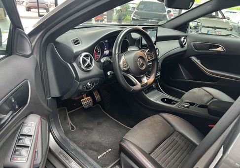 Mercedes-Benz GLA 220, 2019