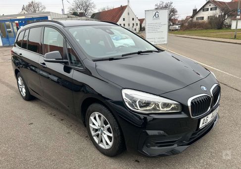 BMW 218, 2019