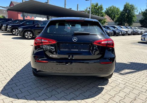 Mercedes-Benz A 180, 2022