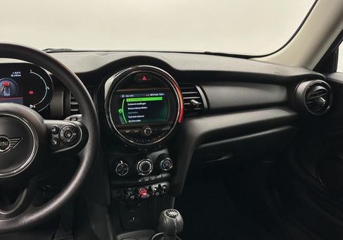 MINI One First, 2020