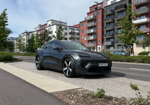Porsche Macan, 2025