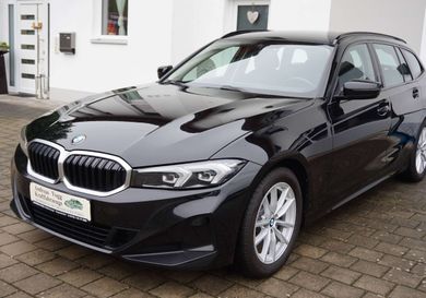 BMW 318, 2023