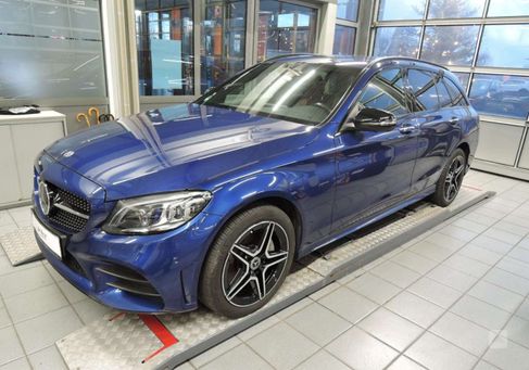 Mercedes-Benz C 300, 2020