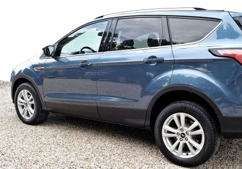 Ford Kuga, 2019