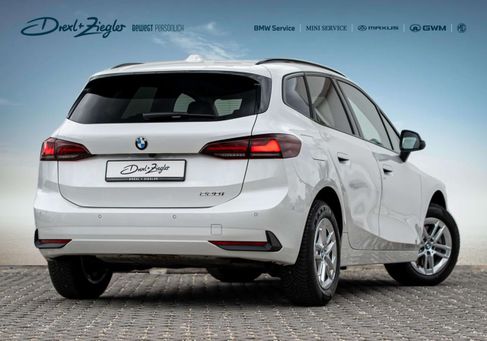 BMW 220, 2025 3