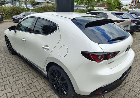 Mazda 3, 2025
