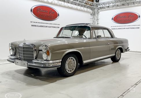 Mercedes-Benz 280, 1971