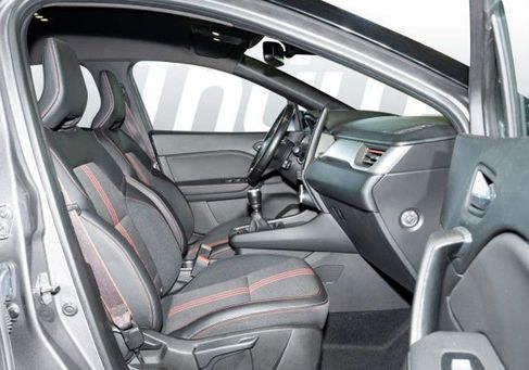Renault Captur, 2021 3