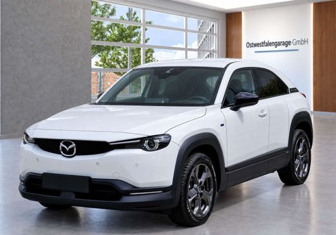 Mazda MX-30, 2023 3