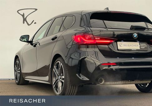 BMW 118, 2022