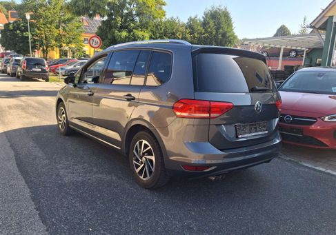 Volkswagen Touran, 2018 2