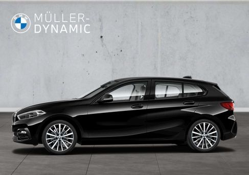 BMW 120, 2021 3