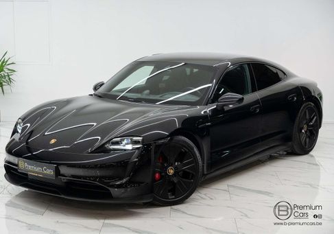 Porsche Taycan, 2022