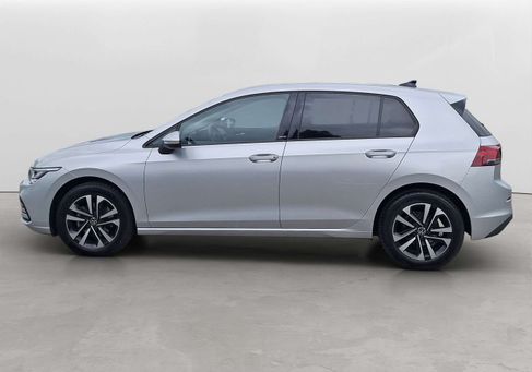 Volkswagen Golf, 2021 3