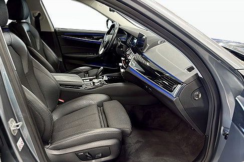BMW 520, 2018 3