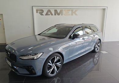 Volvo V90, 2022