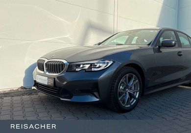 BMW 330, 2019