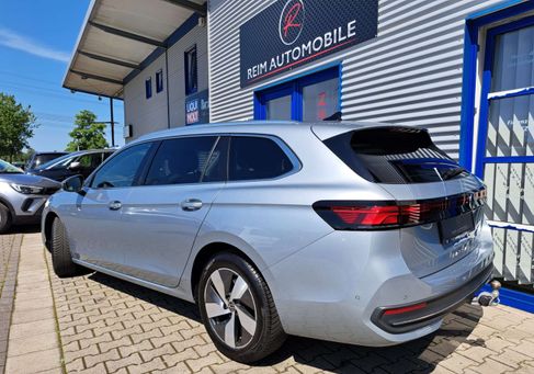 Volkswagen Passat, 2024