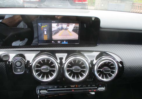 Mercedes-Benz CLA 200, 2022 2