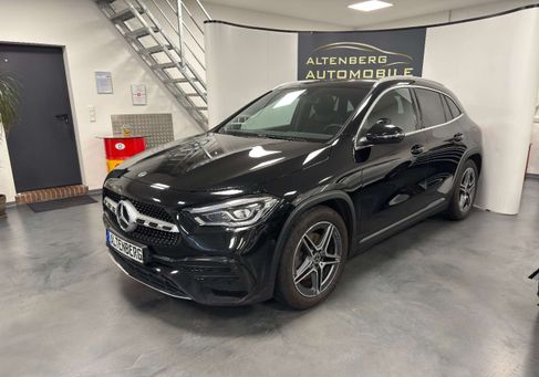 Mercedes-Benz GLA 250, 2021