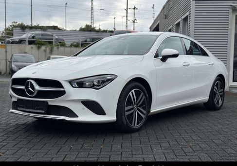 Mercedes-Benz CLA 200, 2021