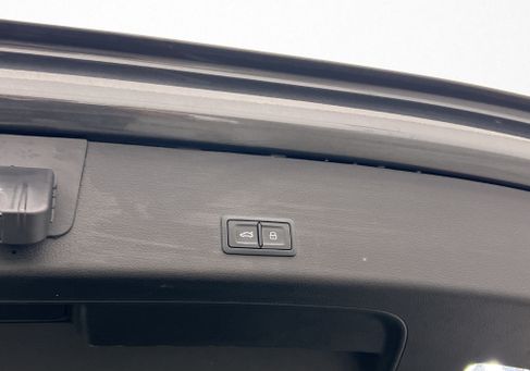 Audi e-tron, 2022 3