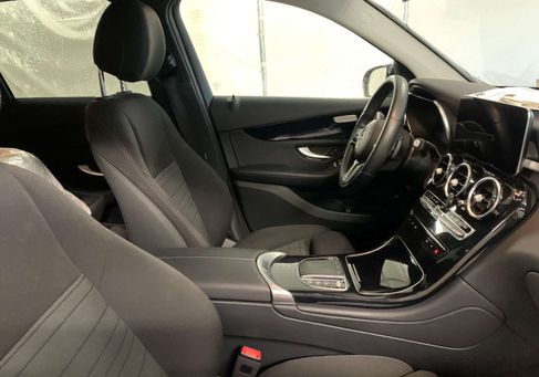 Mercedes-Benz GLC 300, 2021