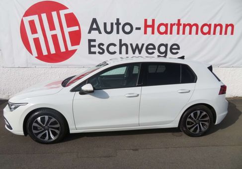 Volkswagen Golf, 2023