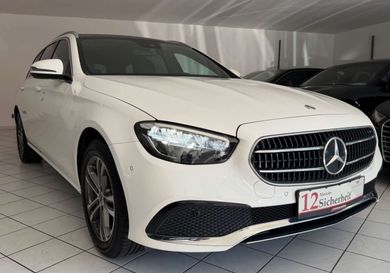 Mercedes-Benz E 220, 2022