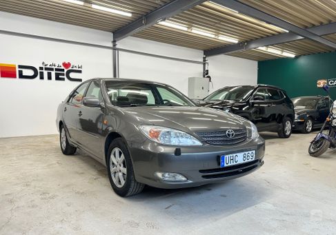 Toyota Camry, 2003