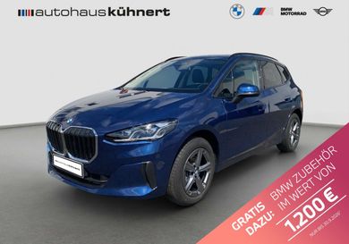 BMW 220, 2025
