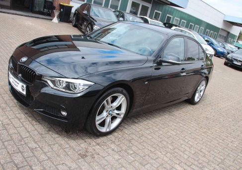 BMW 330, 2018