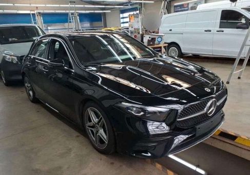 Mercedes-Benz A 180, 2023