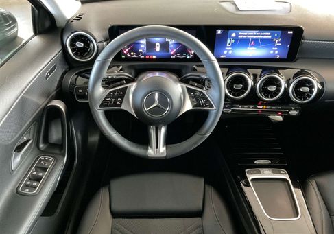 Mercedes-Benz A 180, 2024