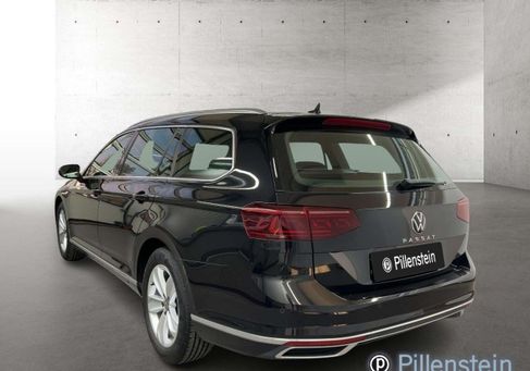 Volkswagen Passat Variant, 2022 3